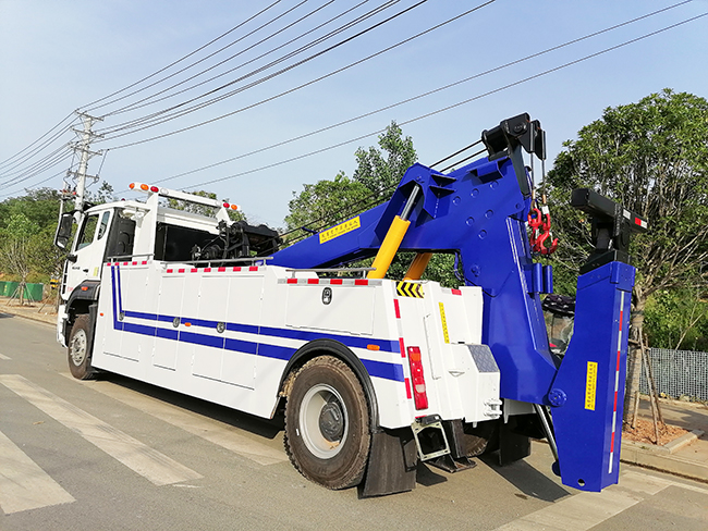 國(guó)六單橋重汽豪瀚拖吊聯(lián)體清障車